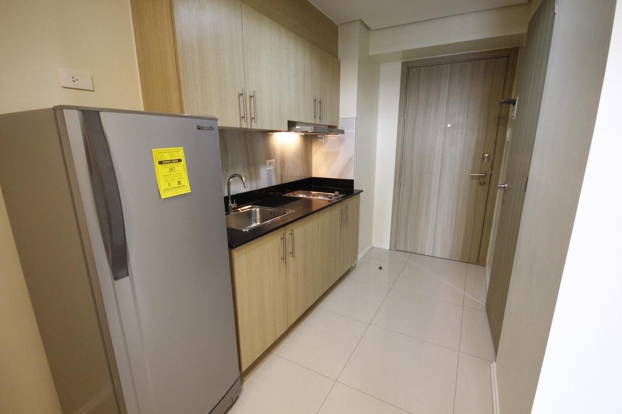 Seabreeze Residences At Breeze Residences Pasay Exterior photo