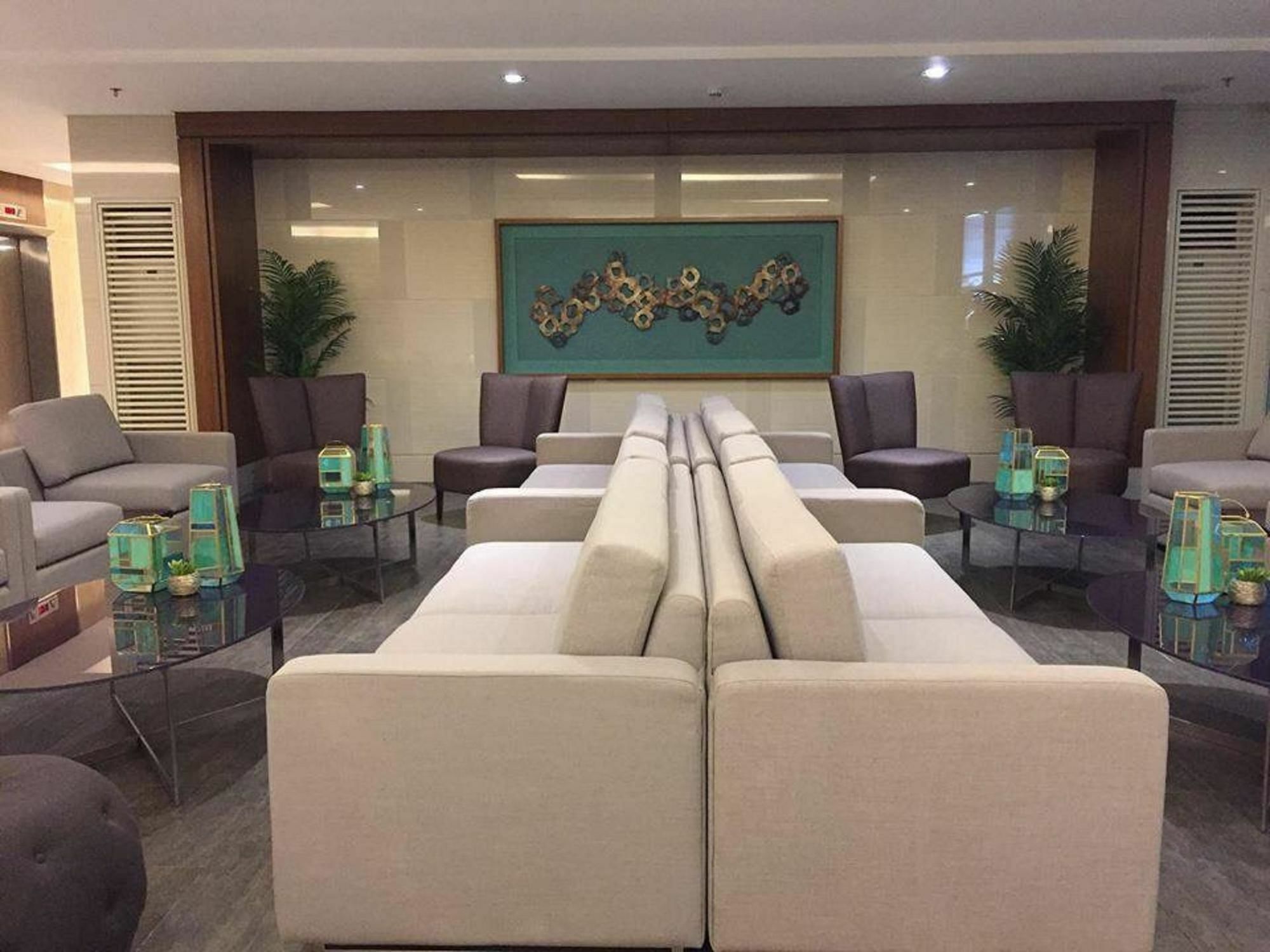 Seabreeze Residences At Breeze Residences Pasay Exterior photo