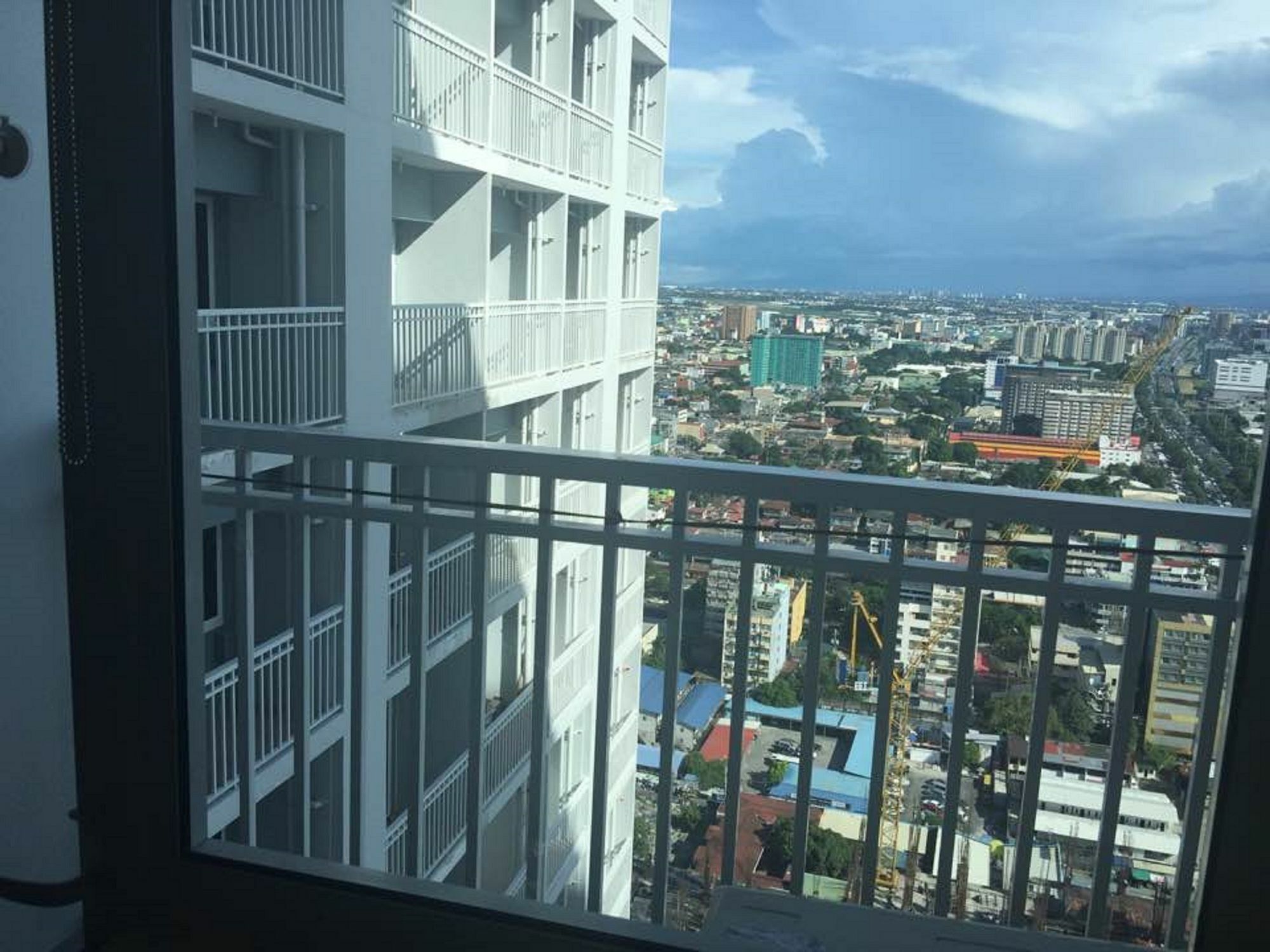 Seabreeze Residences At Breeze Residences Pasay Exterior photo